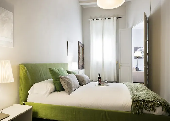 Ola Living Gaudi Barcelona